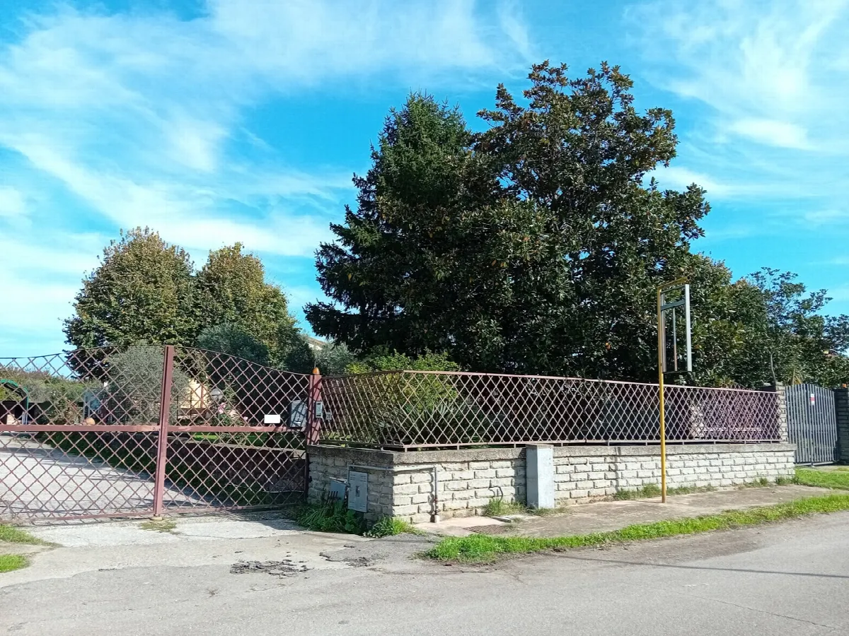 Casa bifamiliare in vendita a Fabrica di Roma - foto 2