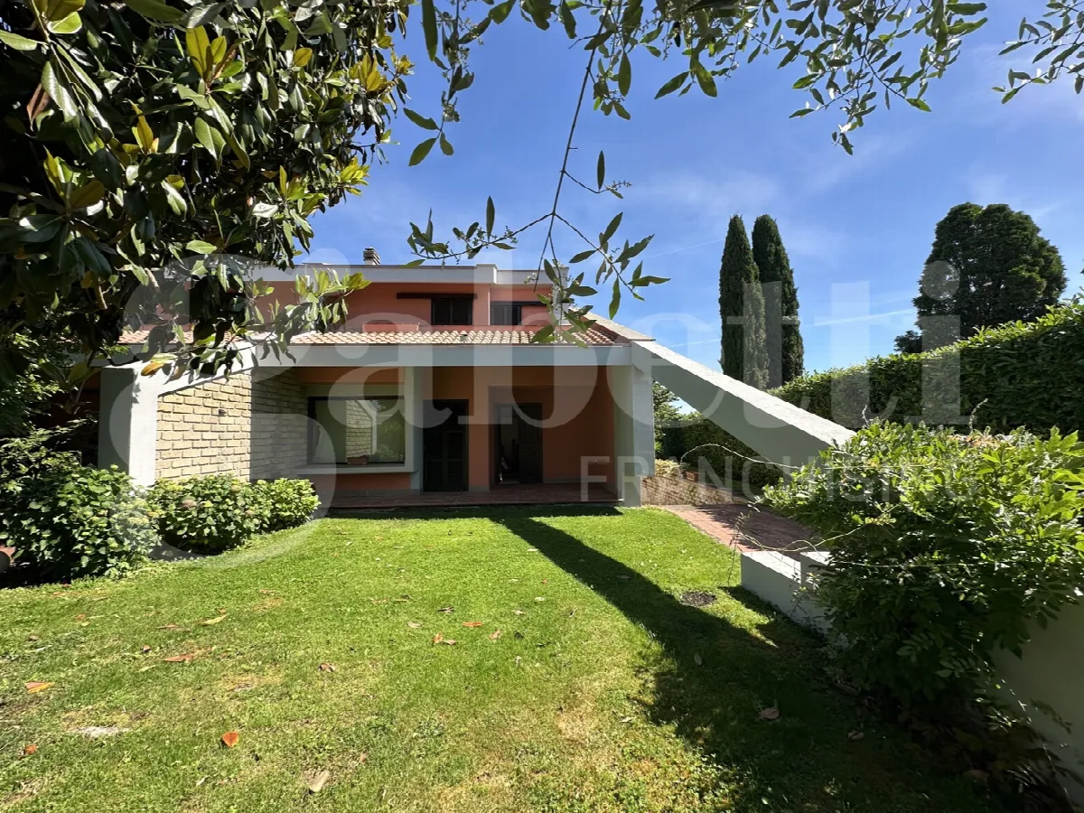 Casa bifamiliare in vendita a Civita Castellana - foto 1
