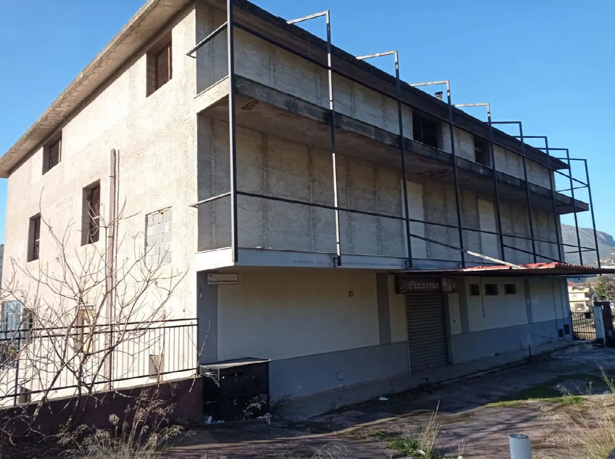 Stabile in vendita a Belmonte Mezzagno - foto 2