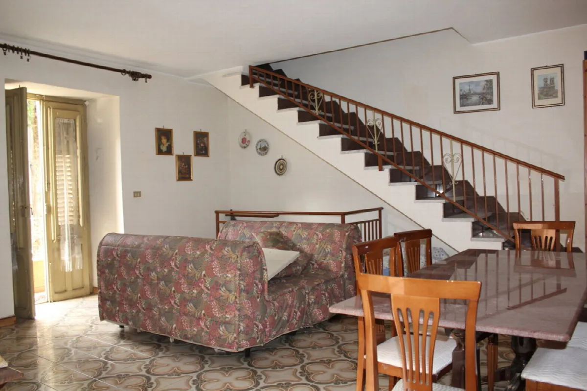 Casa indipendente in vendita a Belmonte Mezzagno - foto 1