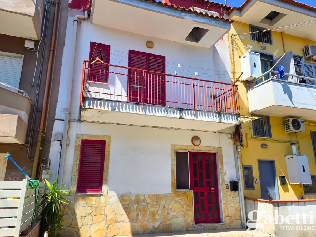 Casa indipendente in vendita a Pomigliano d'Arco - foto 1