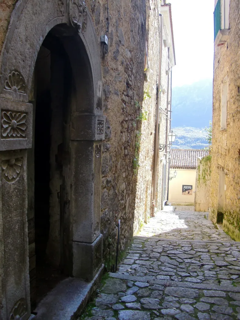 Casa indipendente in vendita a Roccagloriosa - foto 3