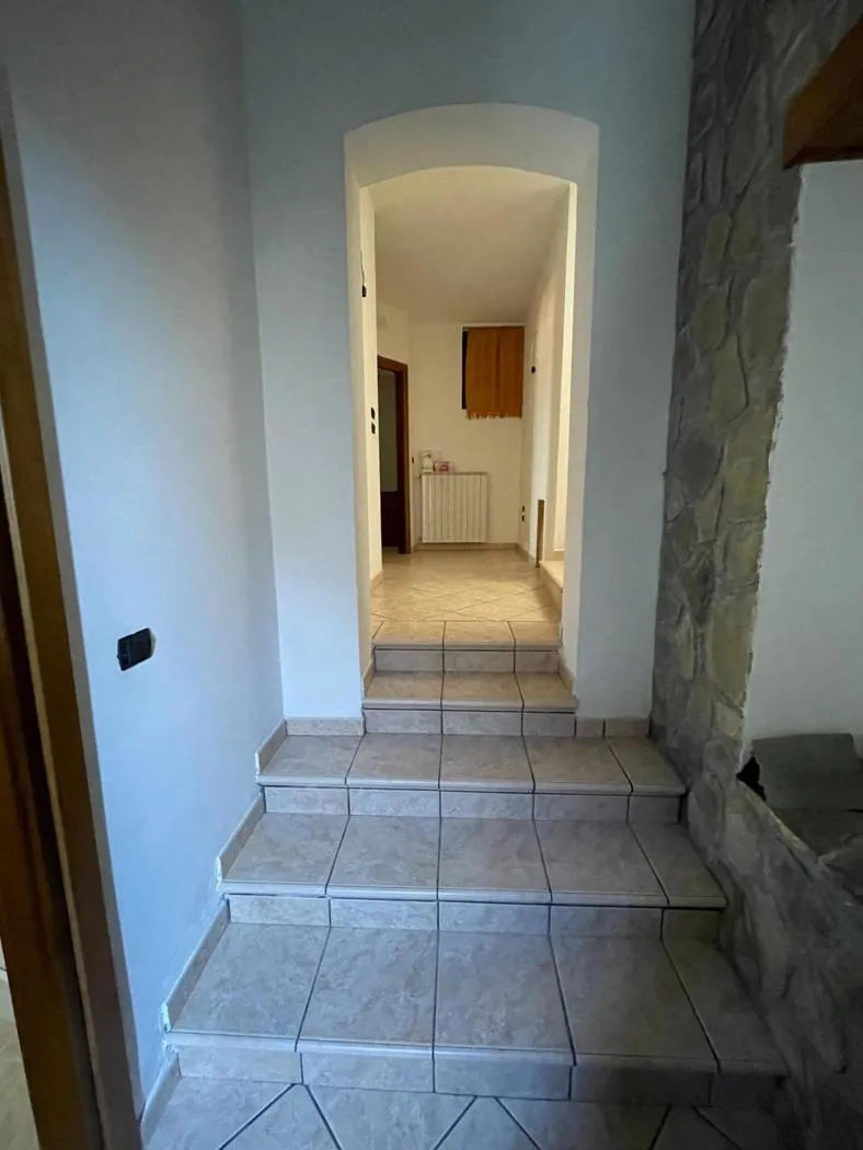 Casa indipendente in vendita a Roccagloriosa - foto 3