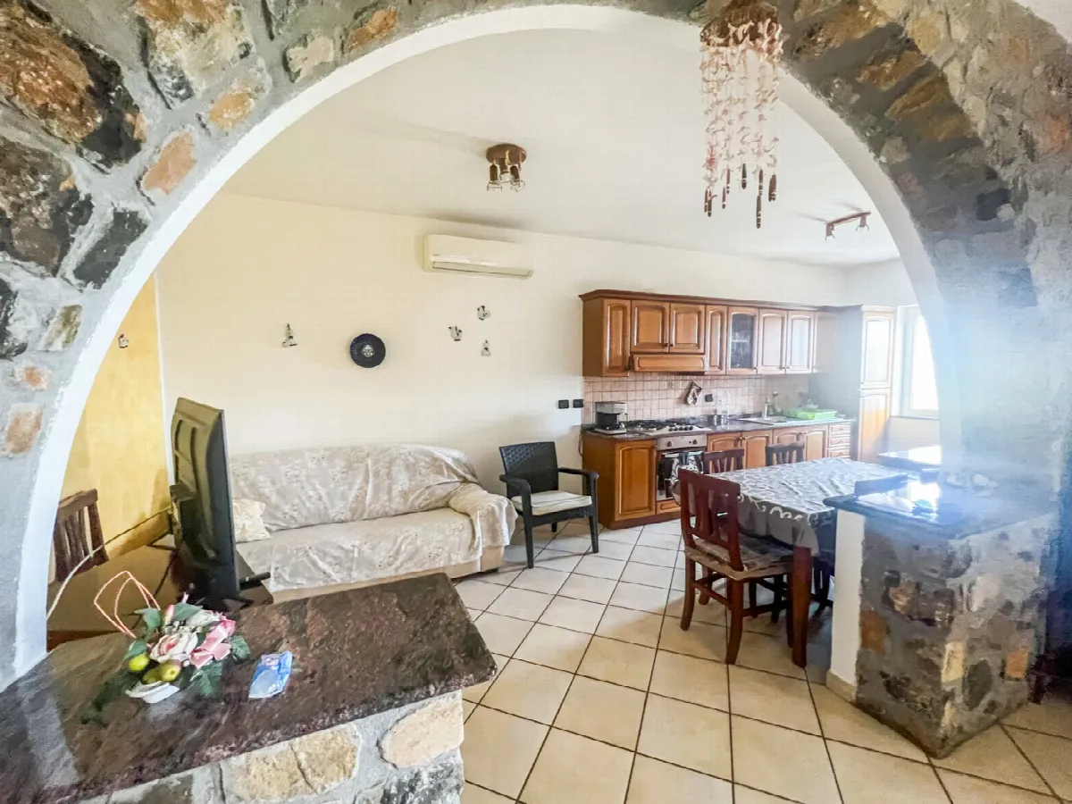 Casa indipendente in vendita a San Giovanni a Piro - foto 9