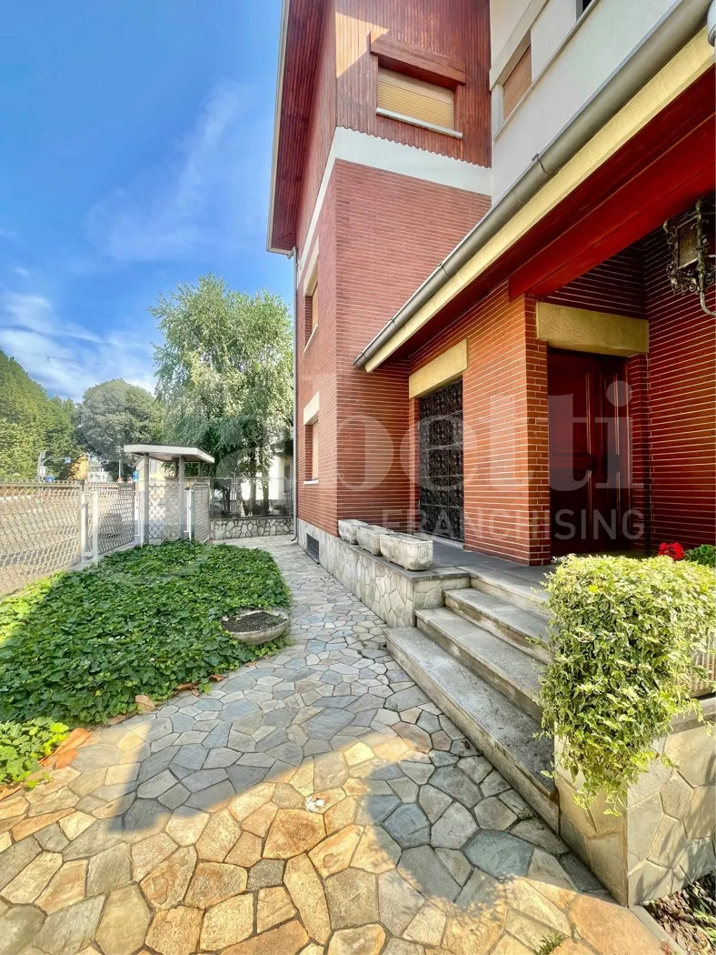 Villa in vendita a Senago - foto 2