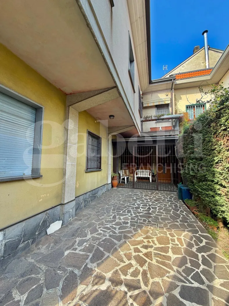 Casa bifamiliare in vendita a Senago - foto 2