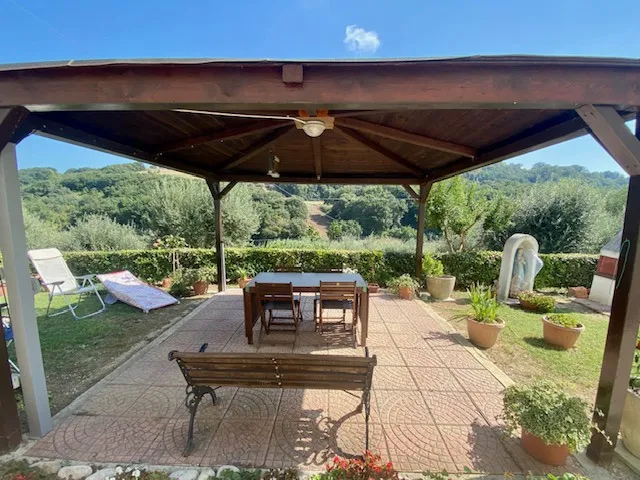 Casa indipendente in vendita a San Giacomo degli Schiavoni - foto 1