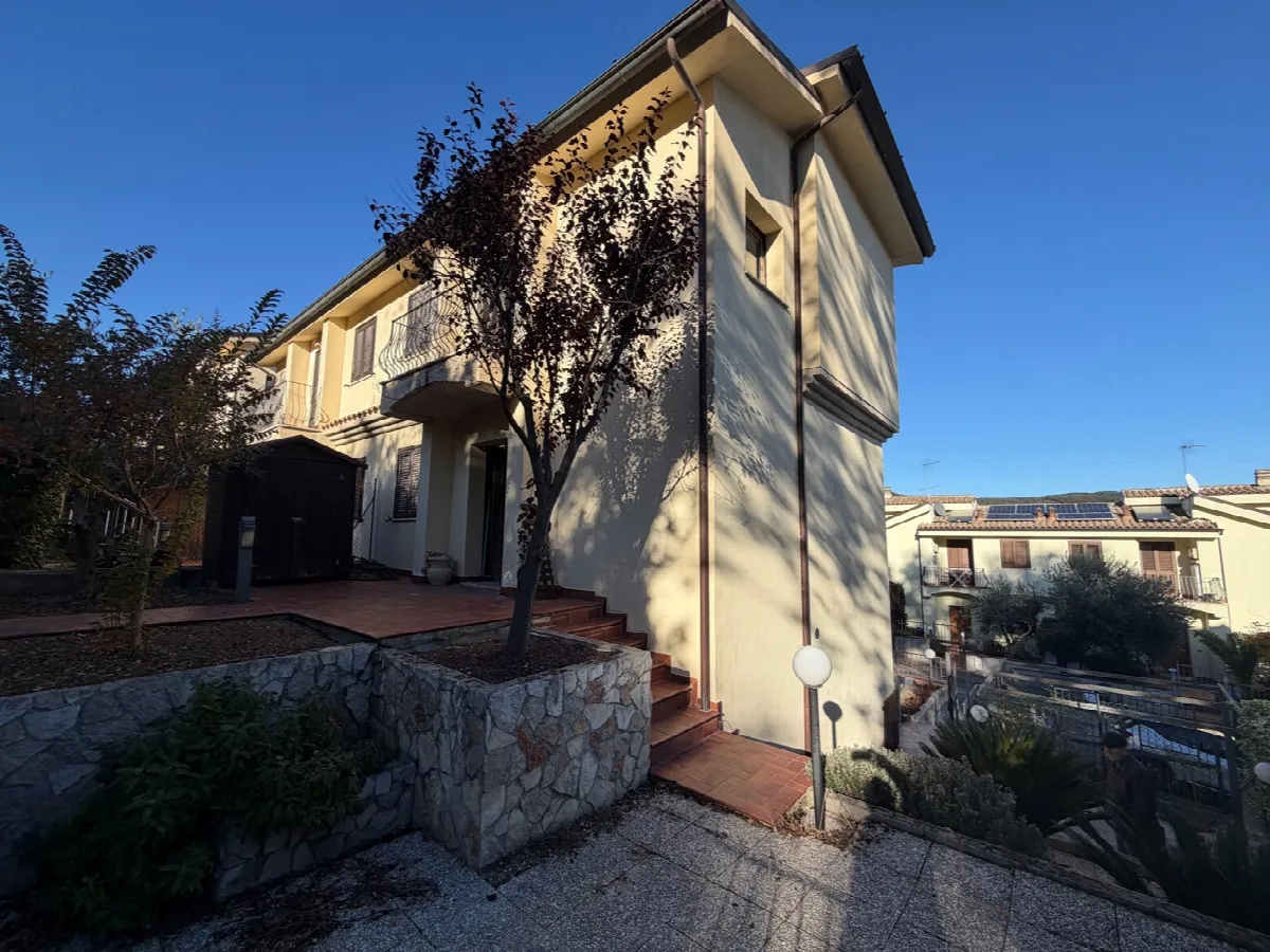 Casa bifamiliare in vendita a Amelia - foto 2