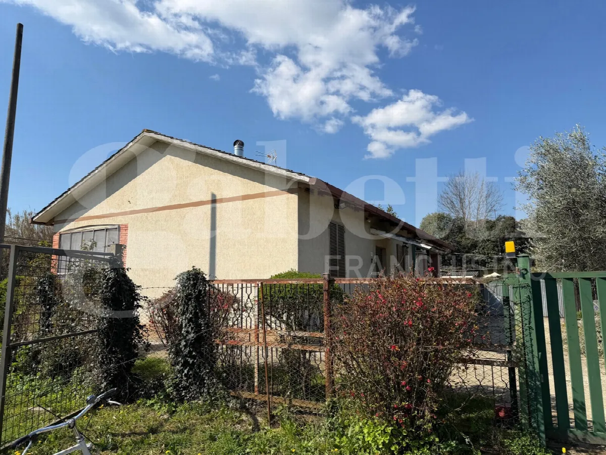 Casa indipendente in vendita a Terni - foto 1