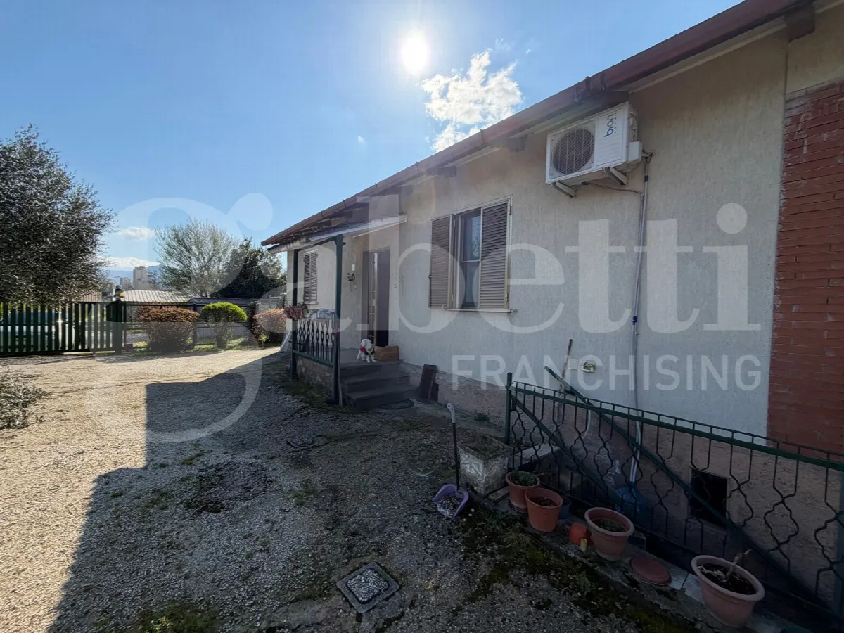 Casa indipendente in vendita a Terni - foto 3