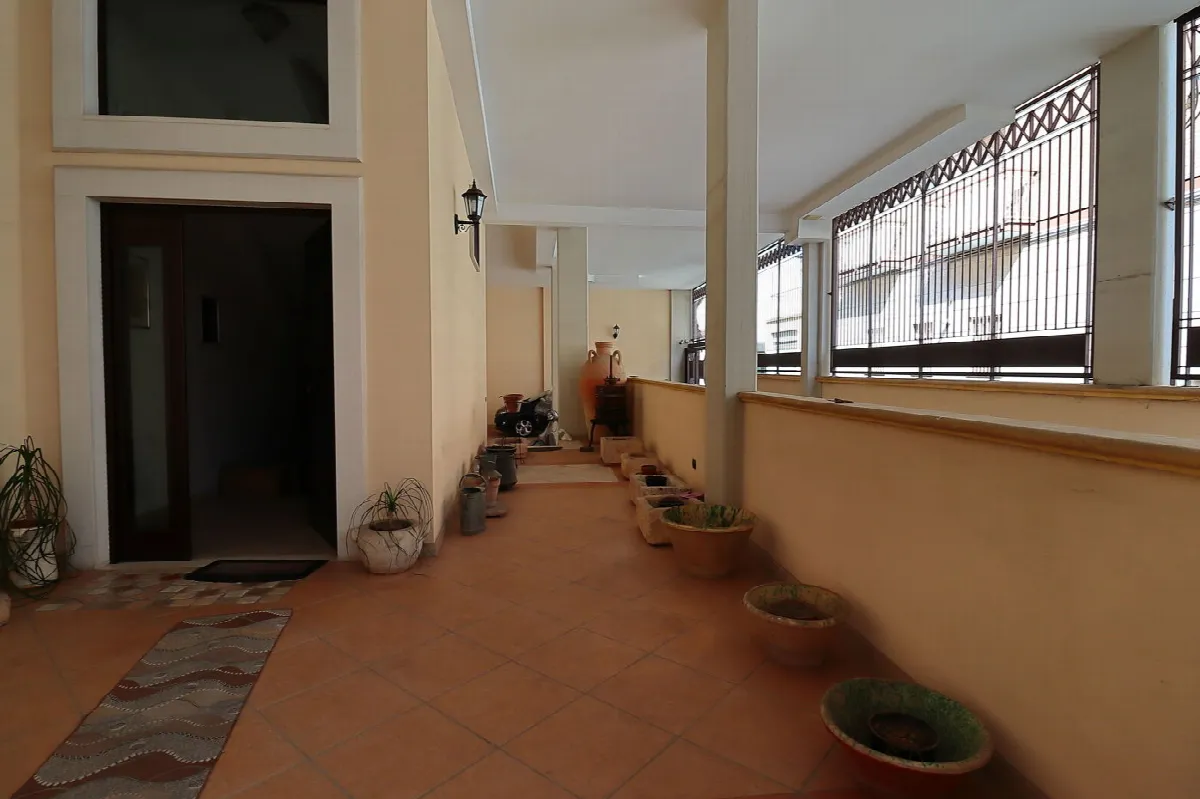 Casa indipendente in vendita a Bari - foto 6