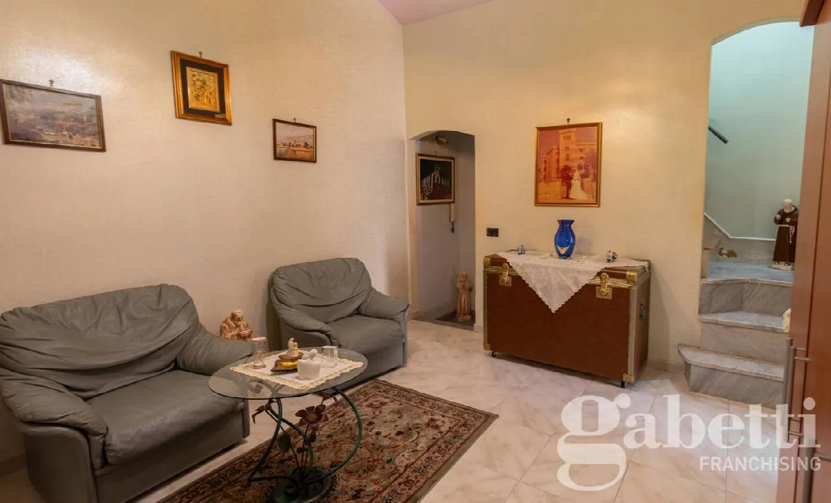 Casa indipendente in vendita a Bagheria - foto 1
