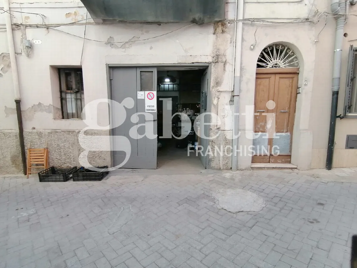 Stabile in vendita a Sant'Agata di Militello - foto 2