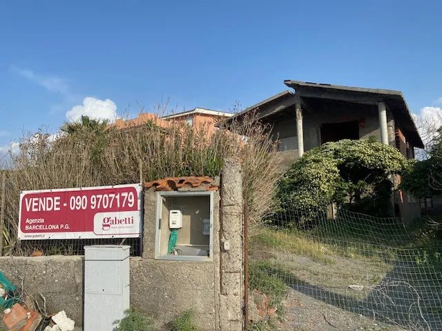 Villetta a schiera in vendita a Barcellona Pozzo di Gotto - foto 1