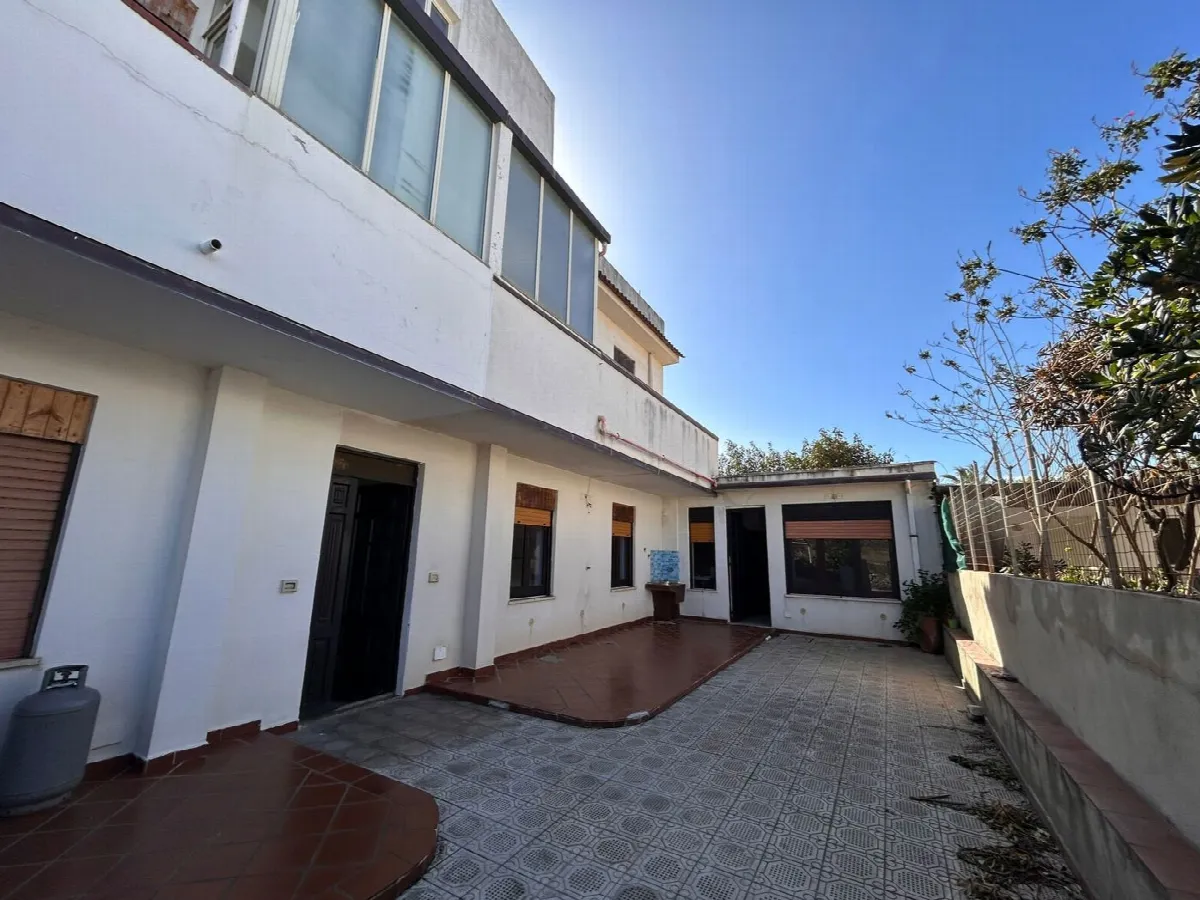 Casa indipendente in vendita a Barcellona Pozzo di Gotto - foto 1