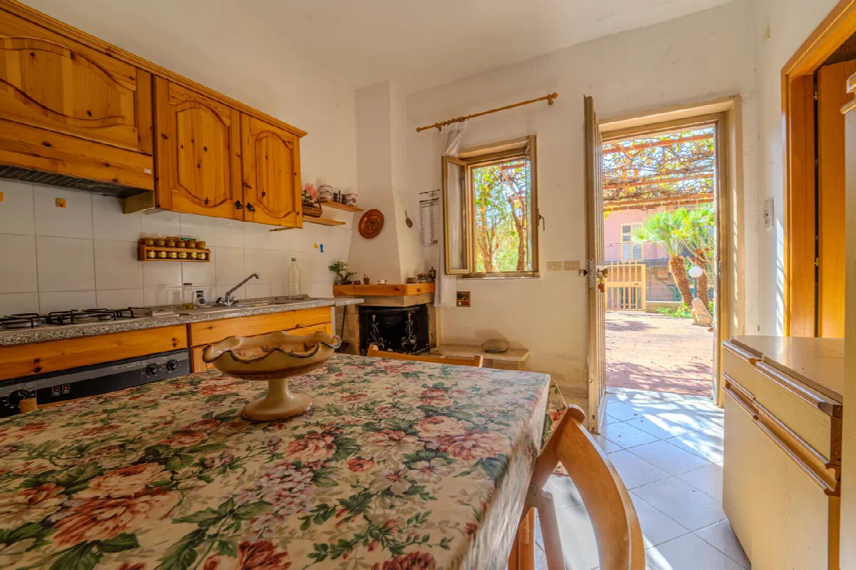 Casa indipendente in vendita a Montalbano Elicona - foto 2