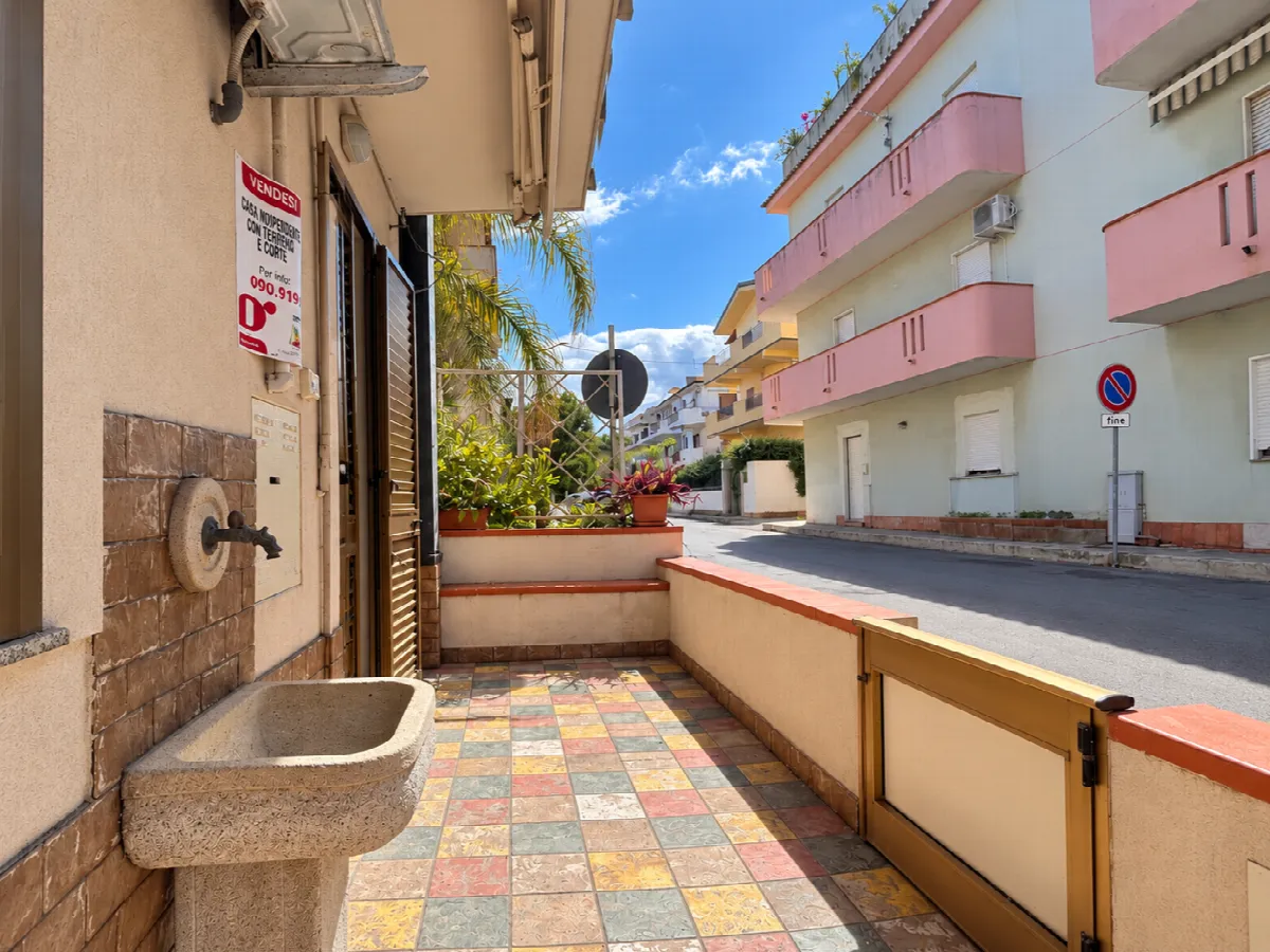 Casa indipendente in vendita a Furnari - foto 3