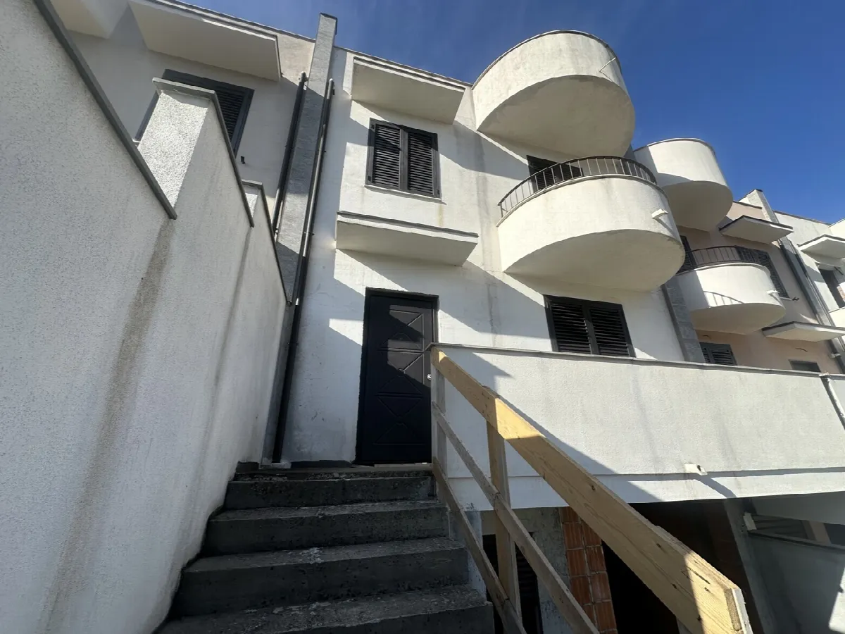 Villetta a schiera in vendita a Barcellona Pozzo di Gotto - foto 1