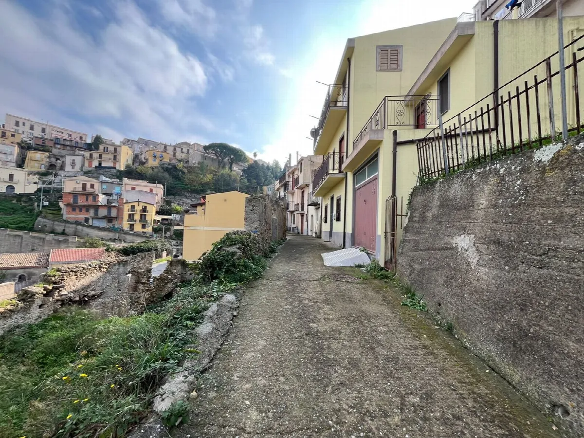 Casa indipendente in vendita a Castroreale - foto 2