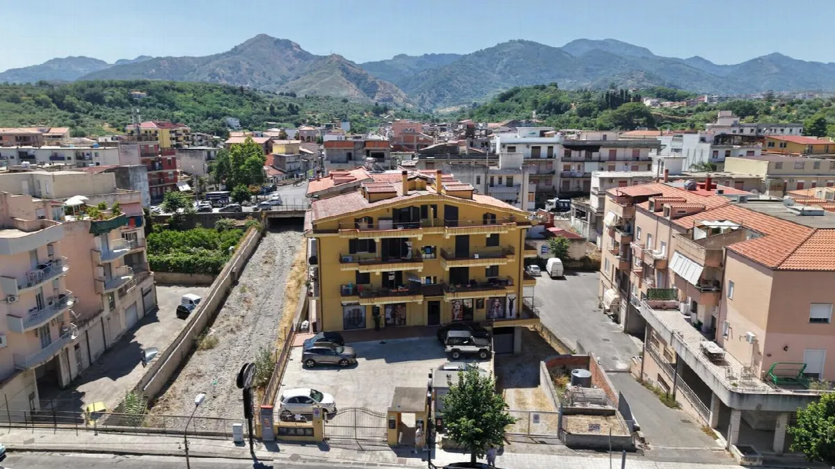 Appartamento in vendita a Barcellona Pozzo di Gotto - foto 2