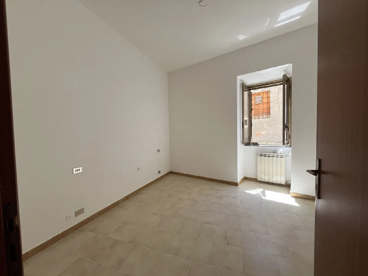 Appartamento in vendita a Barcellona Pozzo di Gotto - foto 4