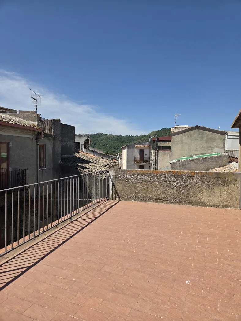 Casa indipendente in vendita a Basicò - foto 3