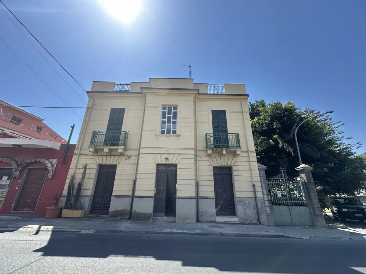Casa indipendente in vendita a Terme Vigliatore - foto 1