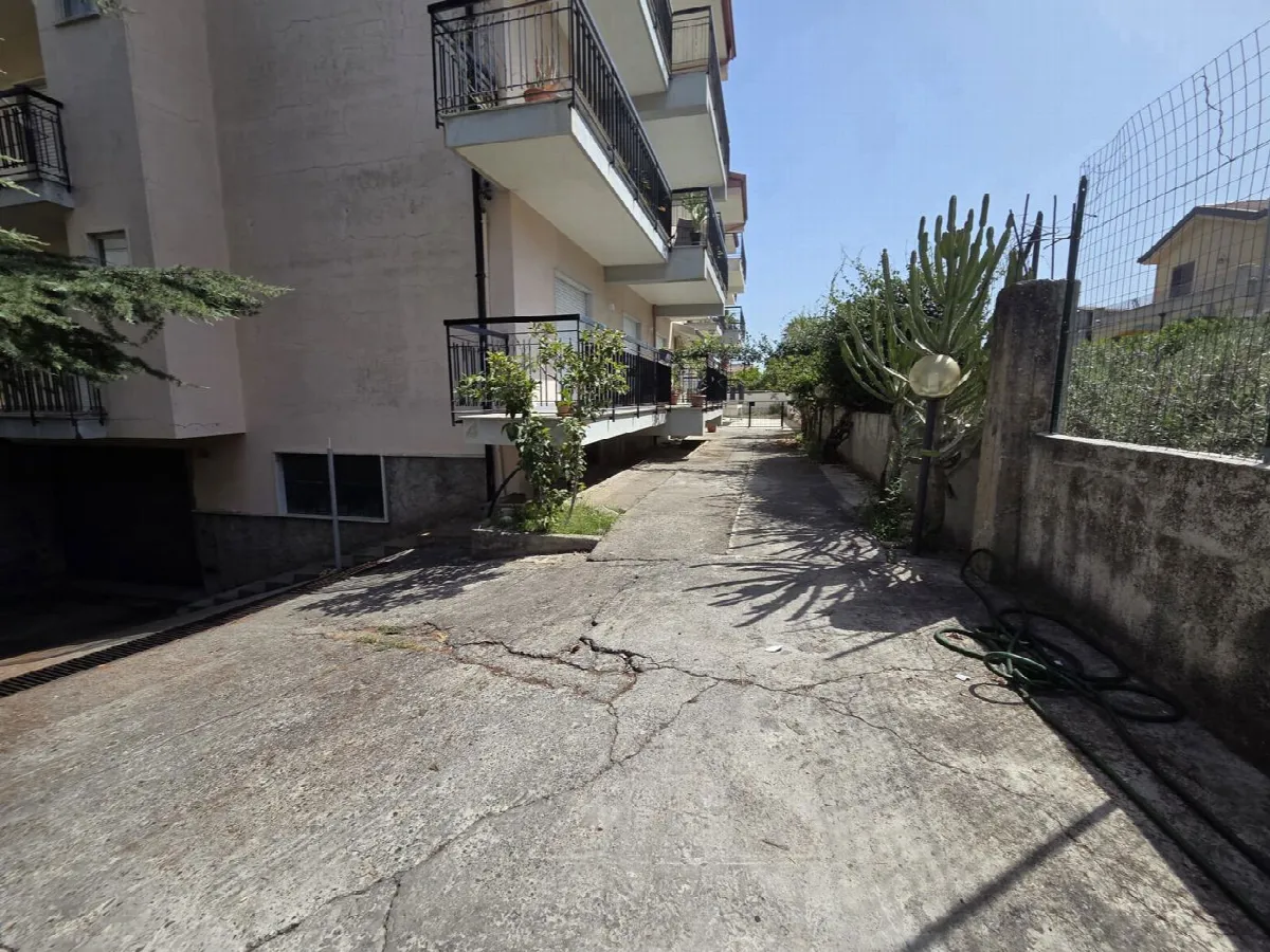 Appartamento in vendita a Barcellona Pozzo di Gotto - foto 3
