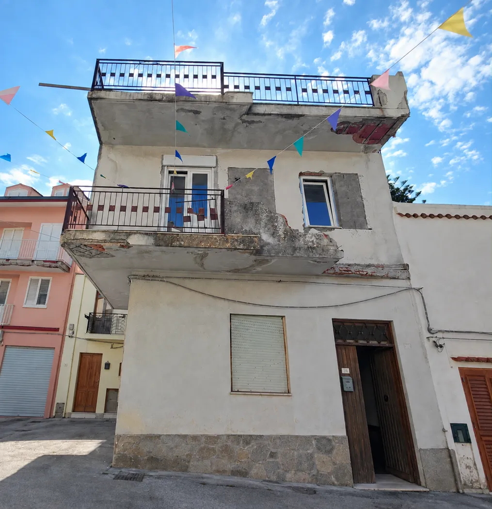Casa indipendente in vendita a Barcellona Pozzo di Gotto - foto 1