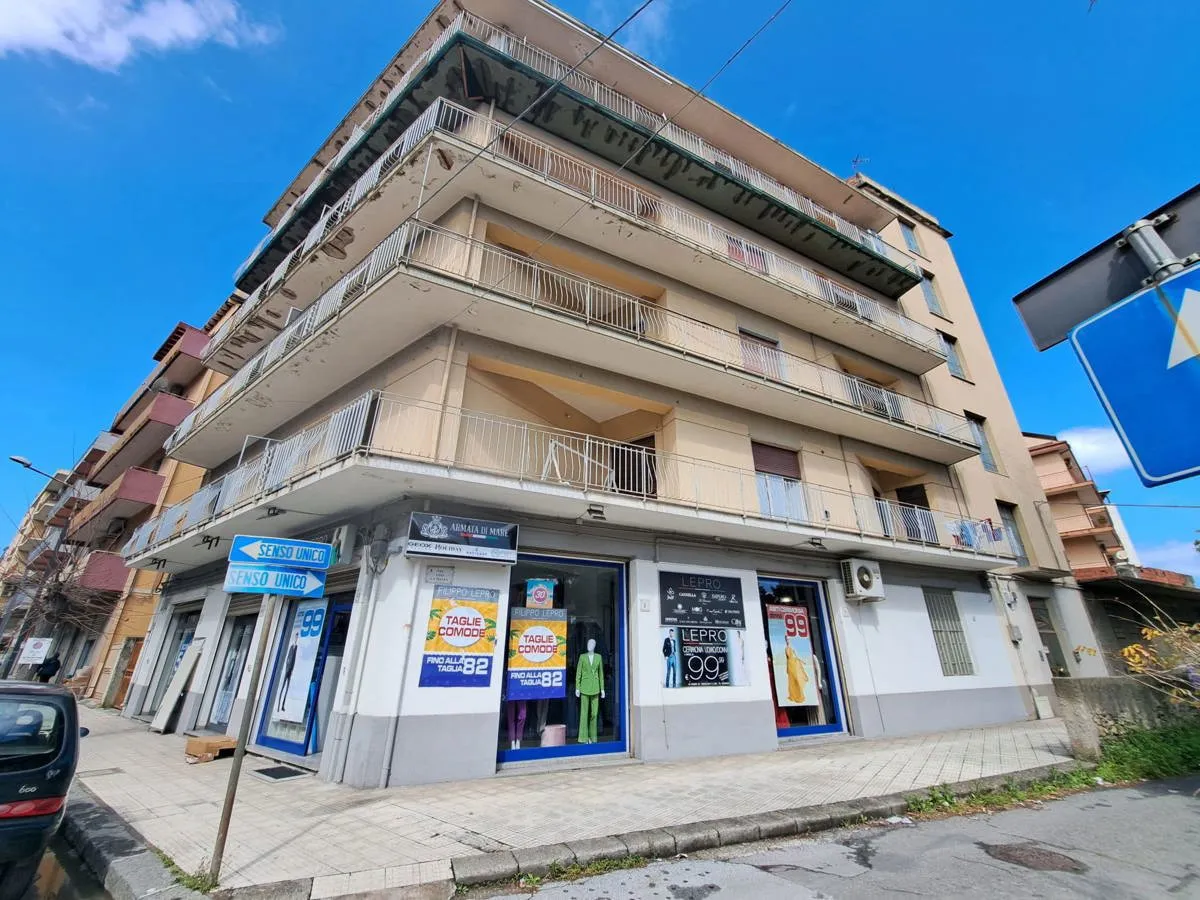 Appartamento in vendita a Barcellona Pozzo di Gotto - foto 1