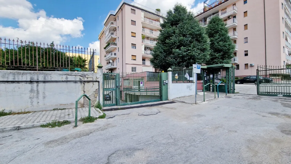 Ufficio in vendita a Caserta - foto 1
