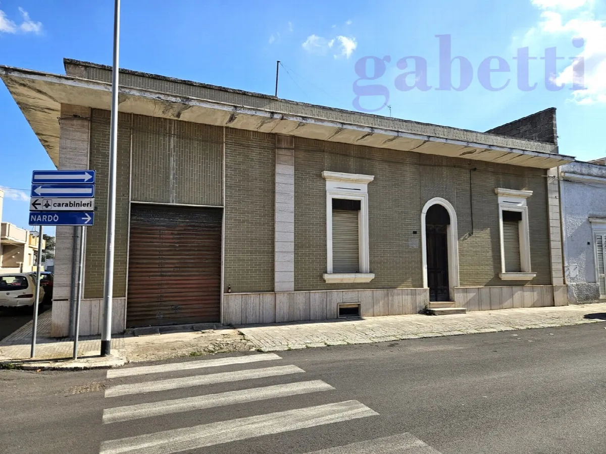 Casa indipendente in vendita a Copertino - foto 1