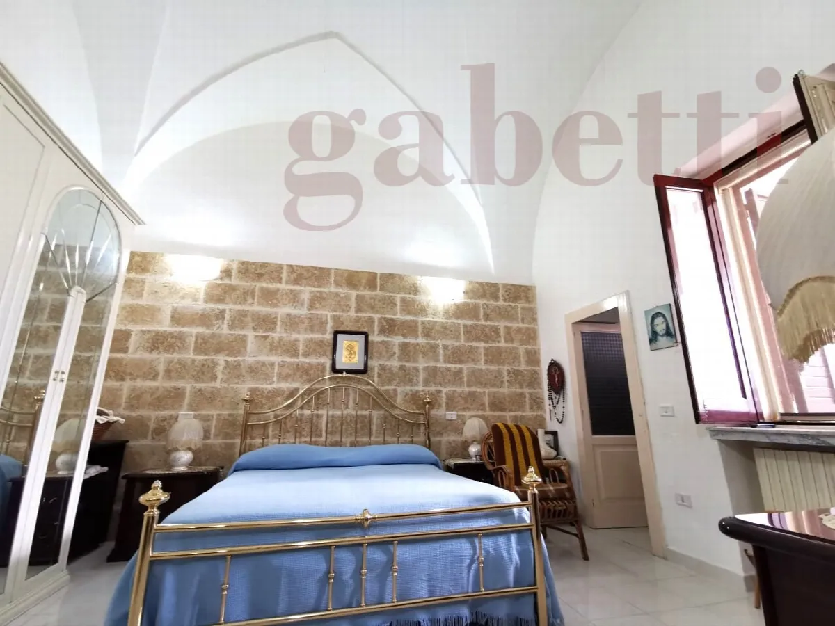 Casa indipendente in vendita a Spongano - foto 1