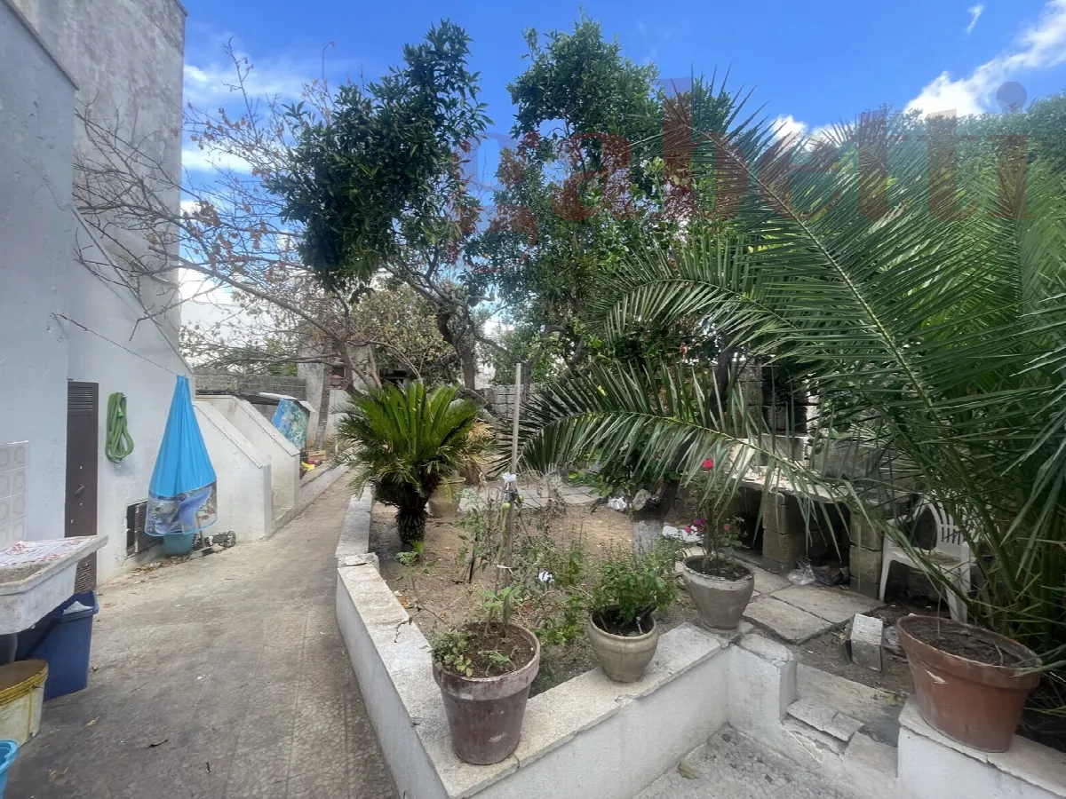 Casa indipendente in vendita a Spongano - foto 9