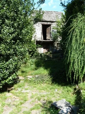 Rustico in vendita a Montecrestese - foto 1