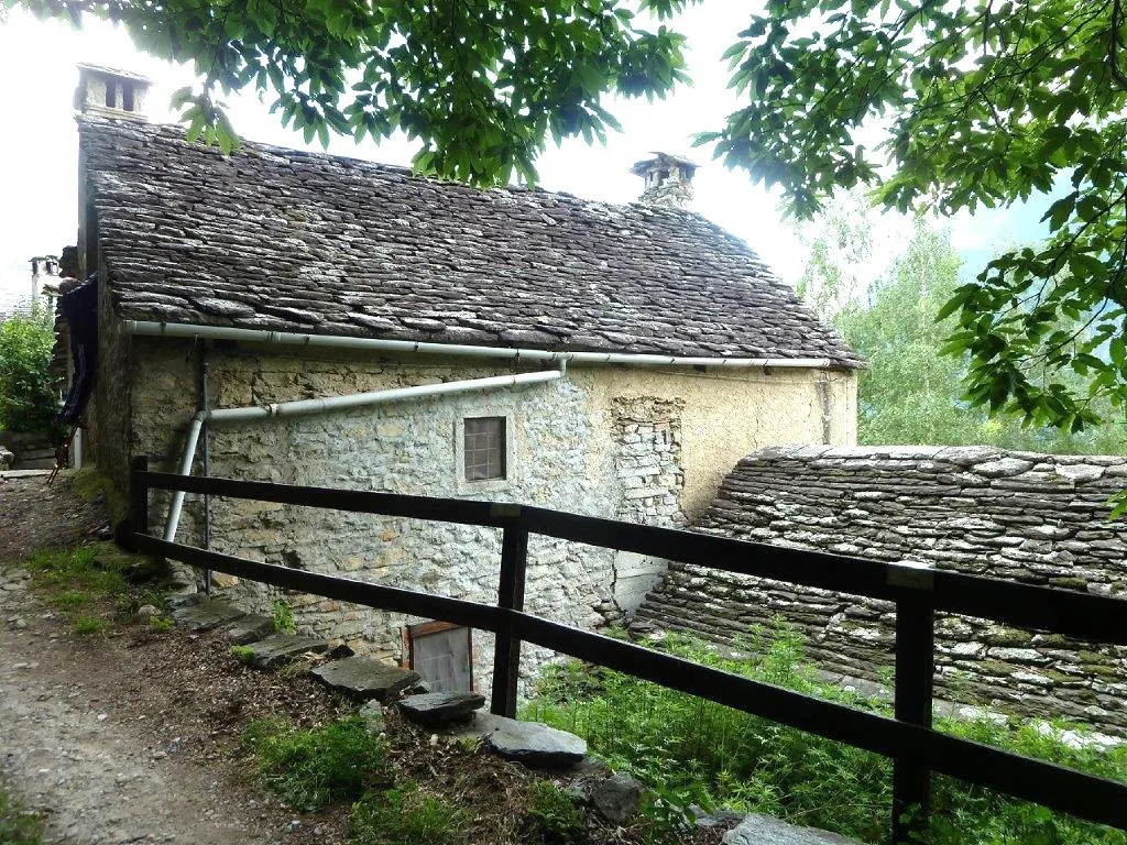 Rustico in vendita a Varzo - foto 2