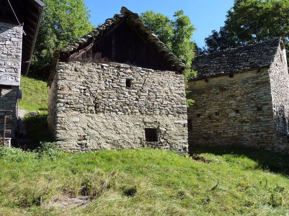 Rustico in vendita a Varzo - foto 1