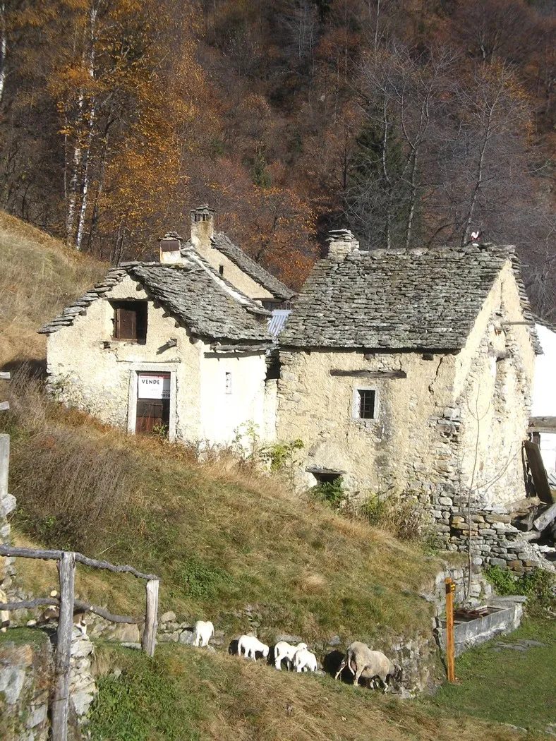Rustico in vendita a Varzo - foto 1