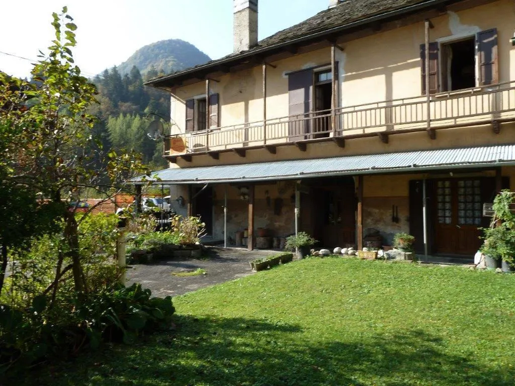 Casa indipendente in vendita a Bannio Anzino - foto 1