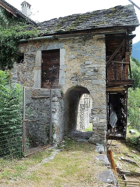 Rustico in vendita a Varzo - foto 1