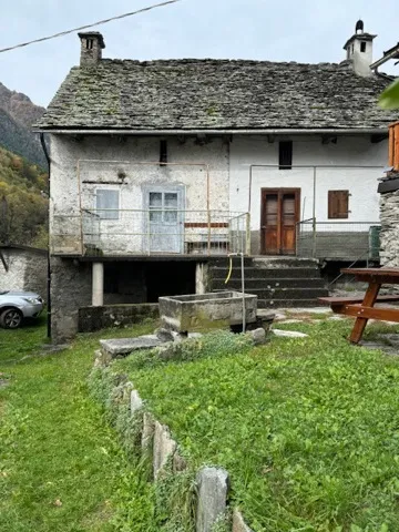 Rustico in vendita a Varzo - foto 1