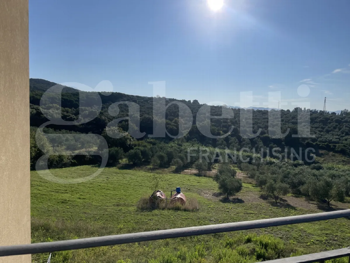 Casa indipendente in vendita a Follonica - foto 5