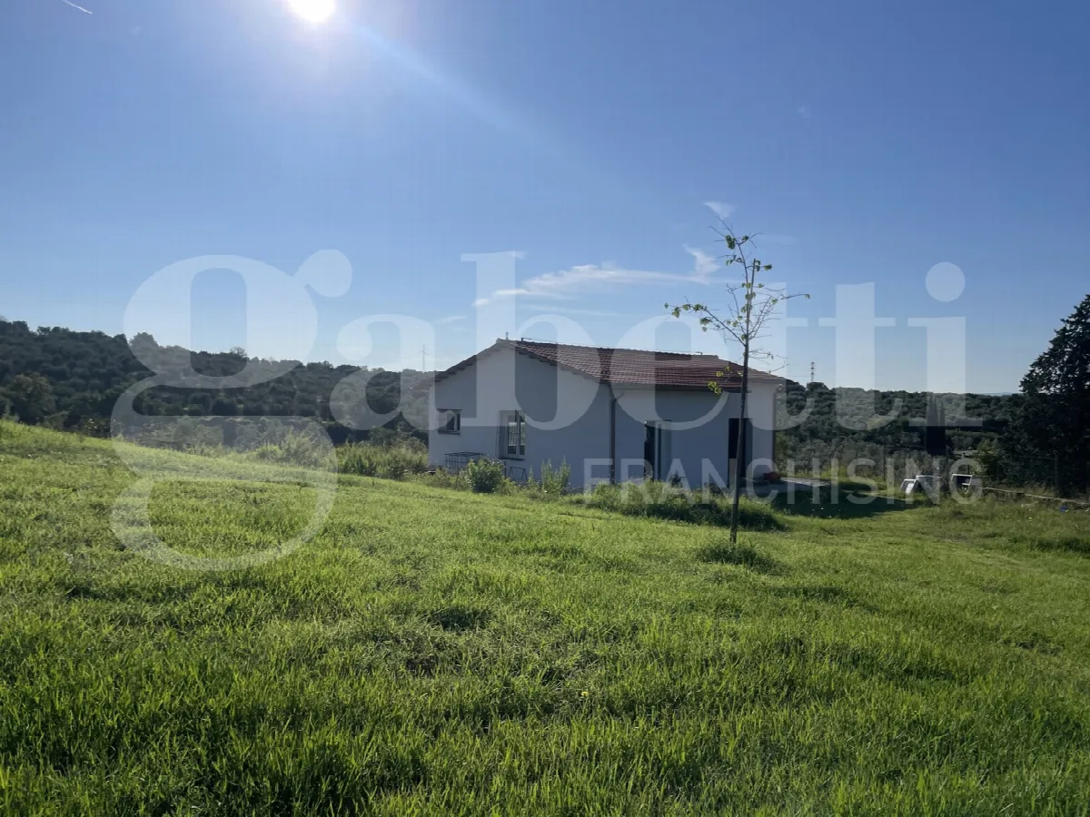 Casa indipendente in vendita a Follonica - foto 7