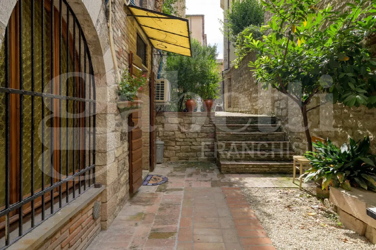 Appartamento in vendita a Gubbio - foto 1