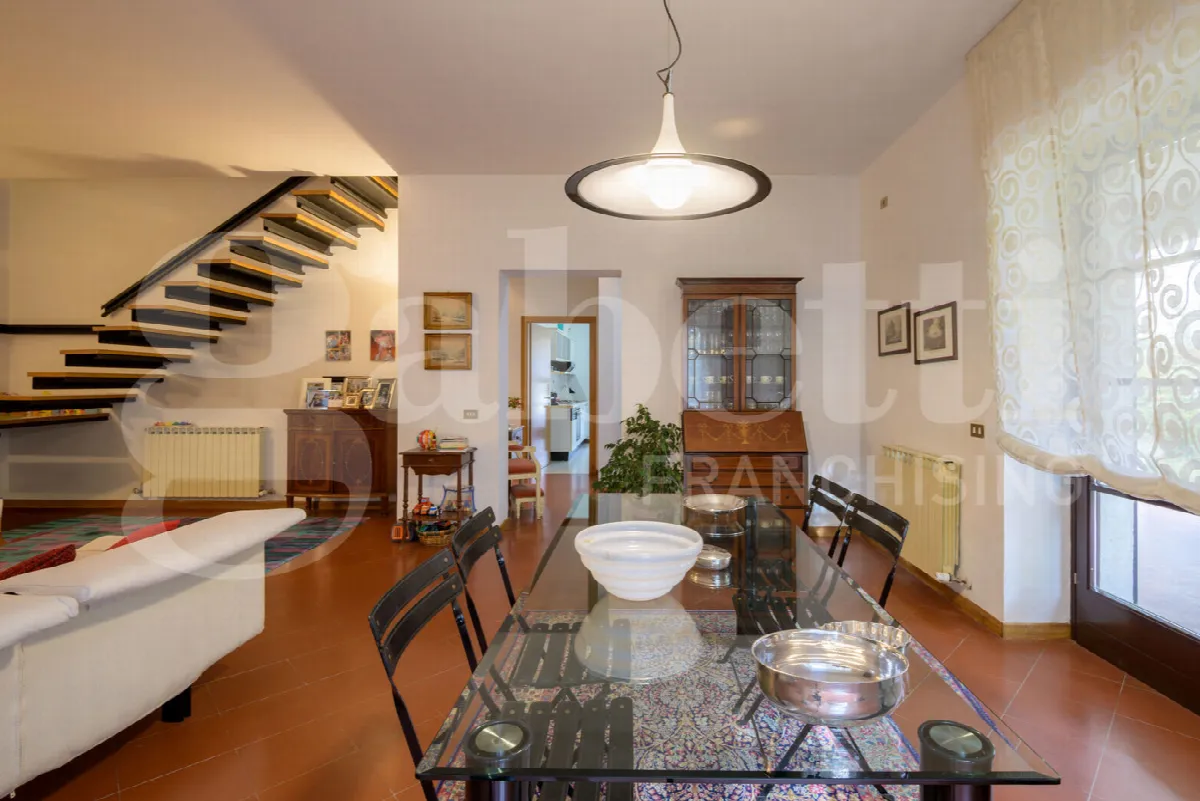 Casa indipendente in vendita a Gubbio - foto 8