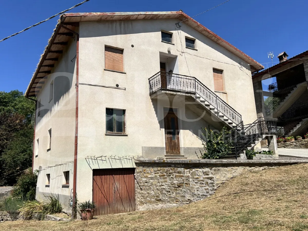 Casa indipendente in vendita a Gubbio - foto 2