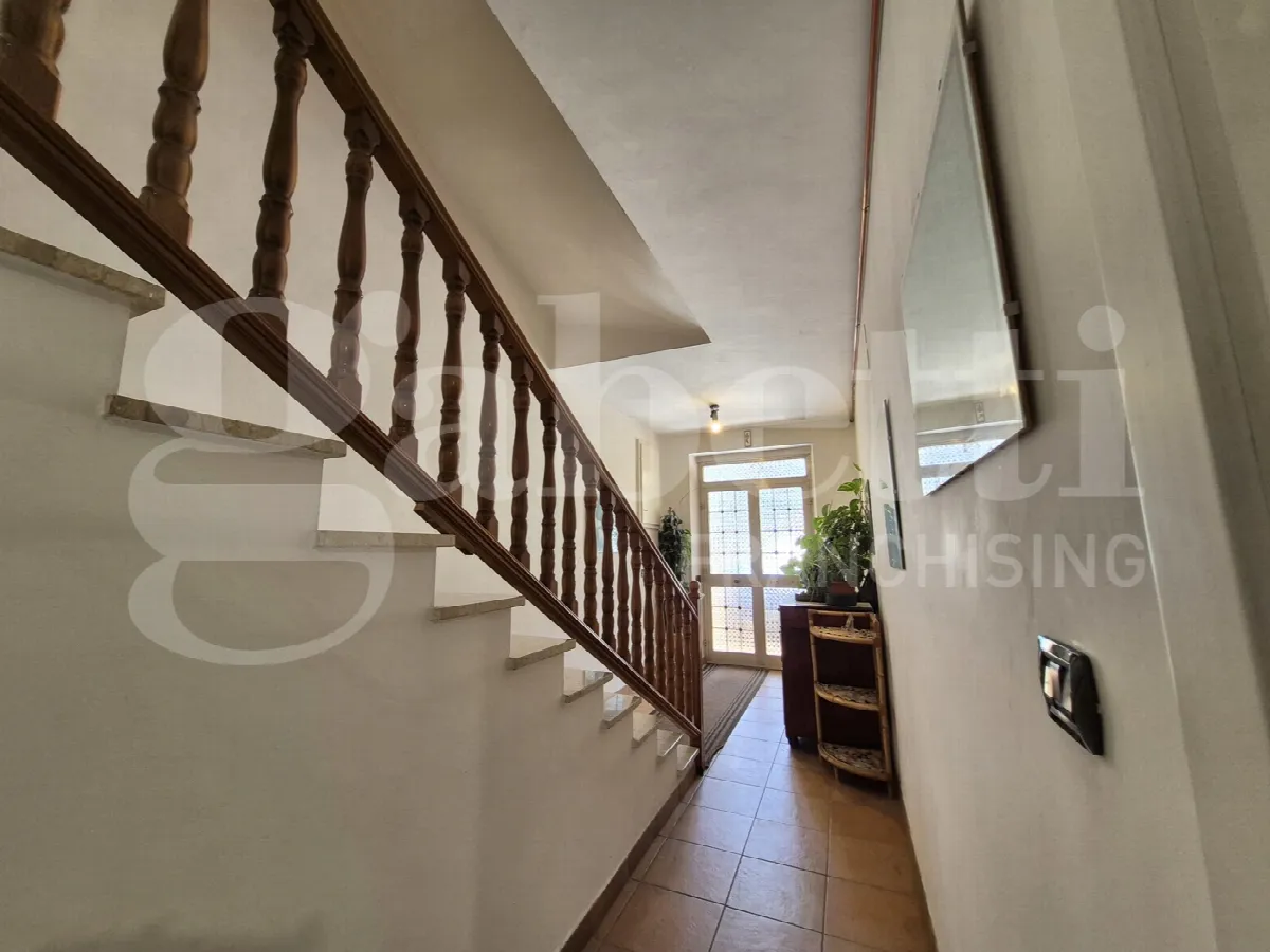 Casa indipendente in vendita a Gubbio - foto 2