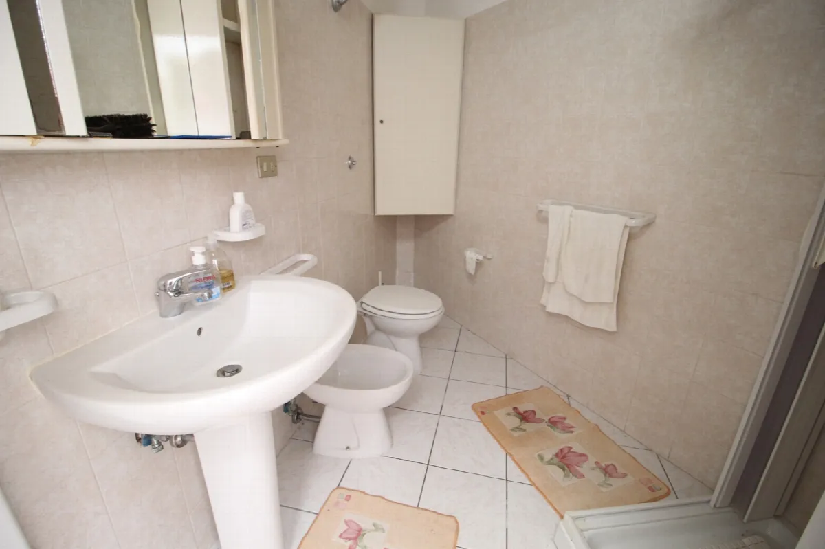 Casa indipendente in vendita a Torre Santa Susanna - foto 8