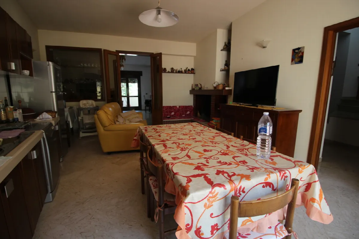 Villa in vendita a Sava - foto 8