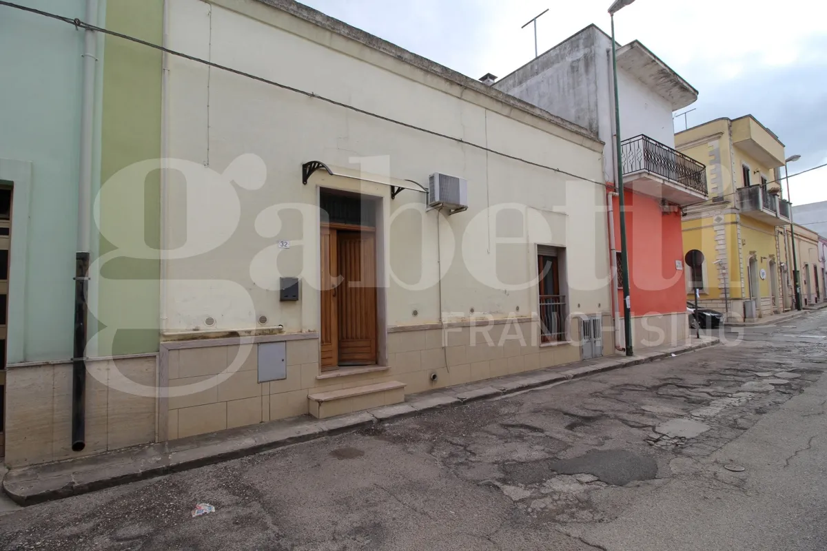 Casa indipendente in vendita a Manduria - foto 1